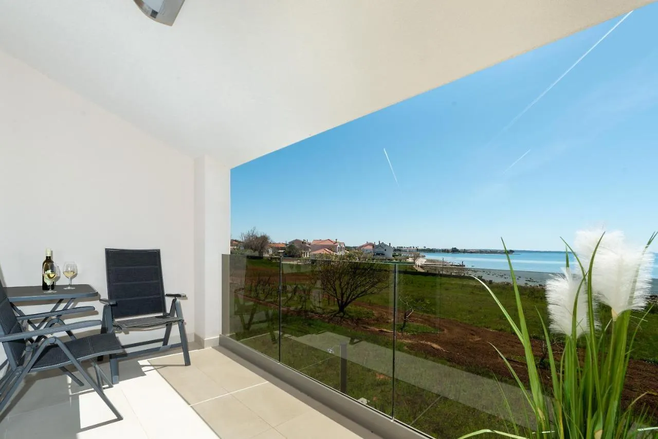 Beachfront Reiterer Villa V1 With Jacuzzi 30 Meters From The Beach - Crowonder Luxury Rent Privlaka  Croatia