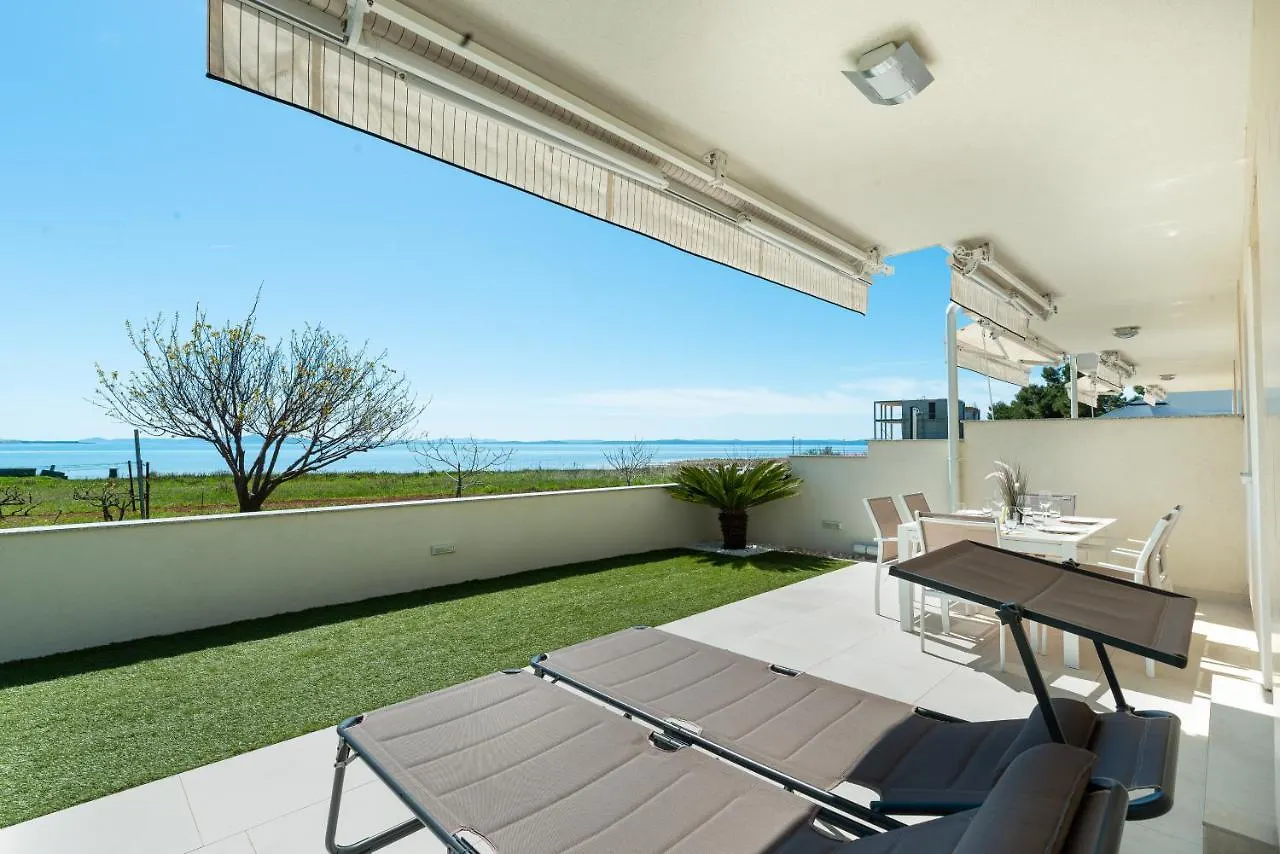 Beachfront Reiterer Villa V1 With Jacuzzi 30 Meters From The Beach - Crowonder Luxury Rent Privlaka  Croatia